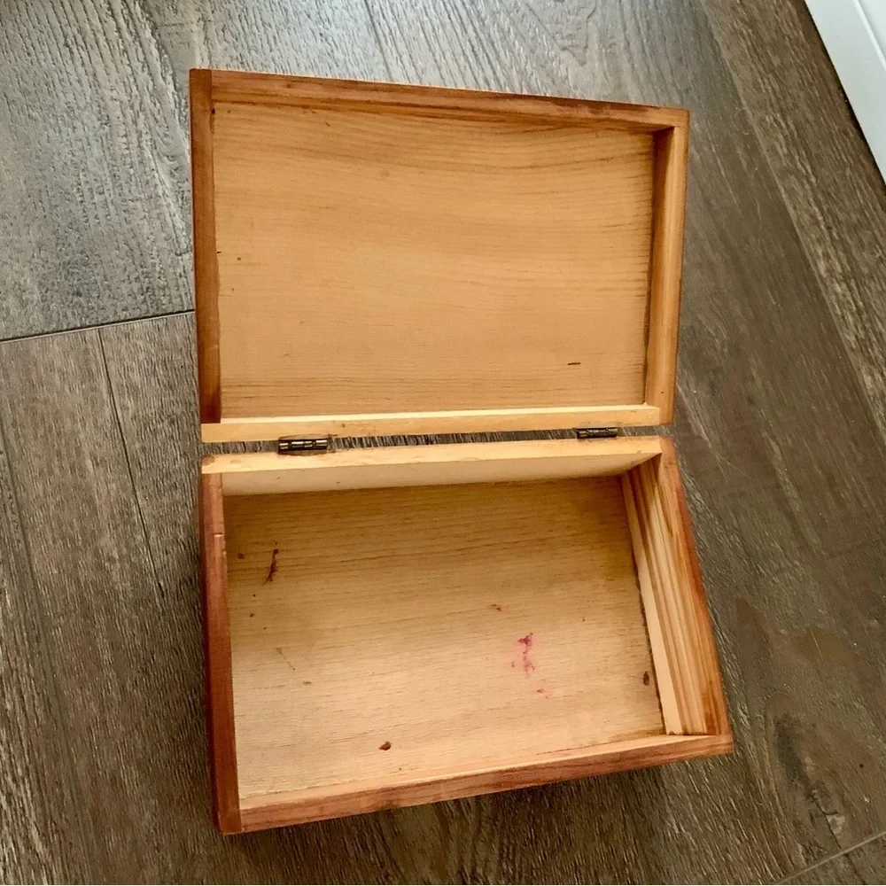 Vintage cedar wood box with picture of English cottage